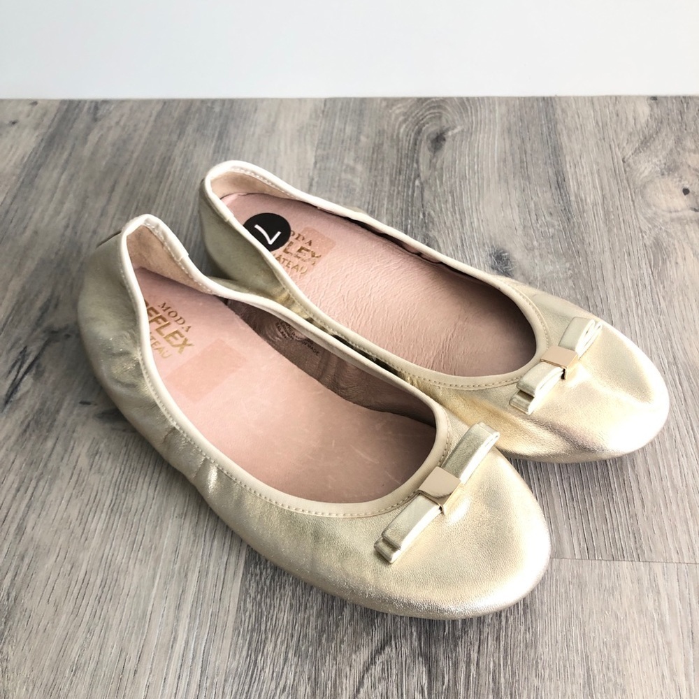 Le Chateau Moda Reflex Leather in Gold Flats Shoes
